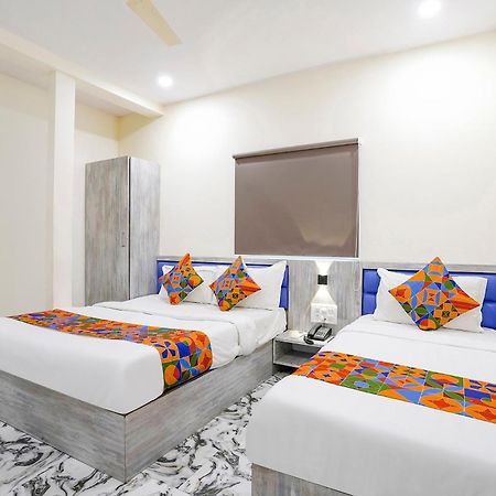 Fabexpress Good Luck Residency - Nr Nesco Exhibition Center Hotell Mumbai Eksteriør bilde